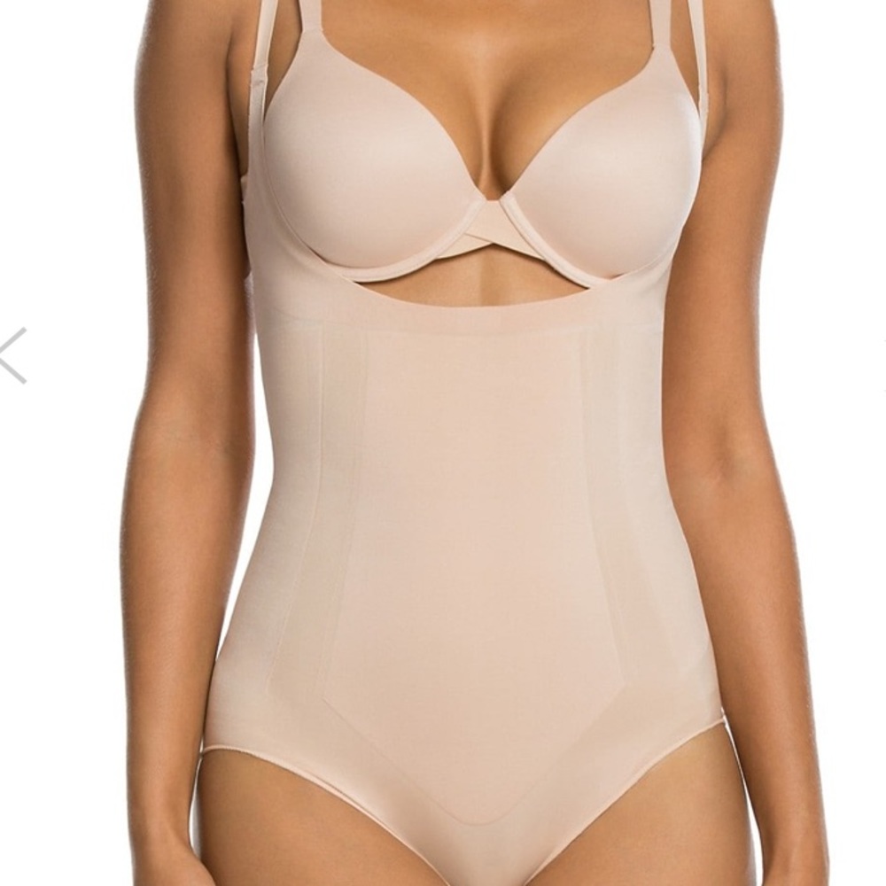 SPANX Open Bust Bodysuit NWT